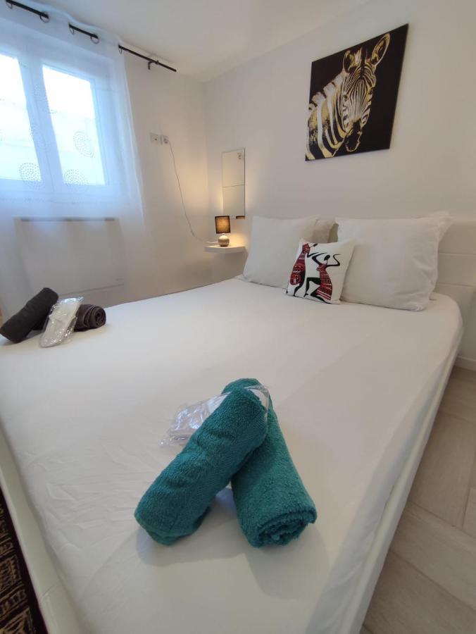 Appartement 100M2, Independant Dans Notre Maison Garennes-sur-Eure Exteriör bild
