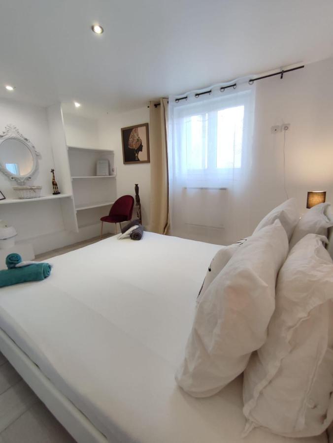 Appartement 100M2, Independant Dans Notre Maison Garennes-sur-Eure Exteriör bild