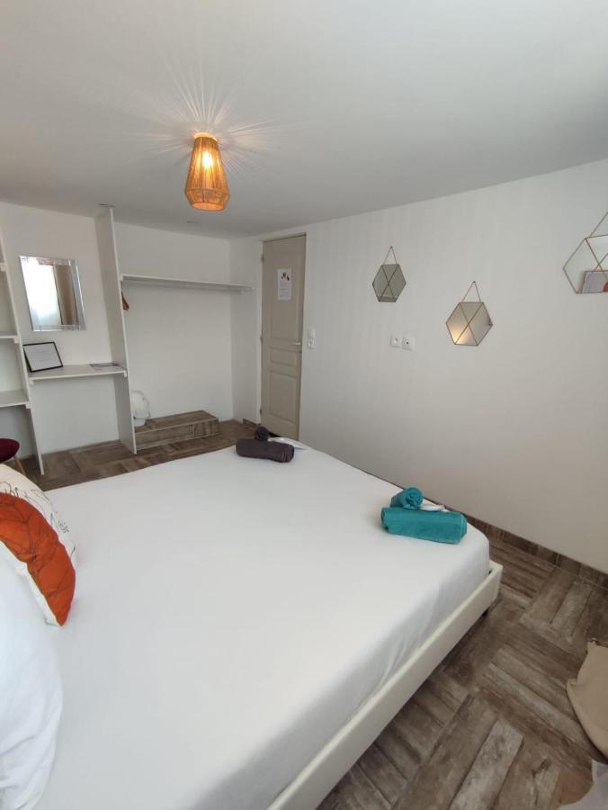 Appartement 100M2, Independant Dans Notre Maison Garennes-sur-Eure Exteriör bild