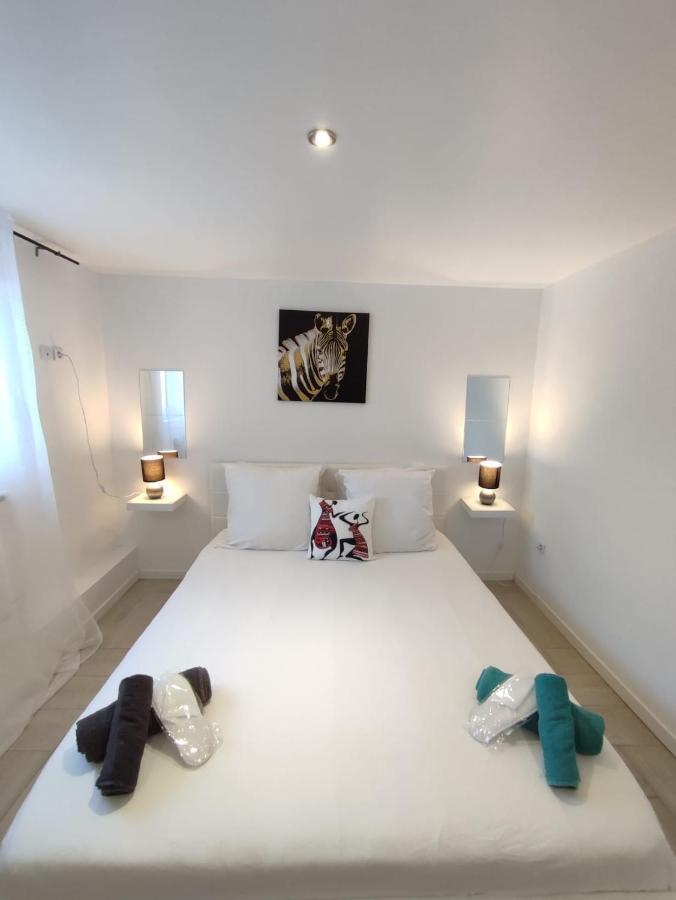 Appartement 100M2, Independant Dans Notre Maison Garennes-sur-Eure Exteriör bild