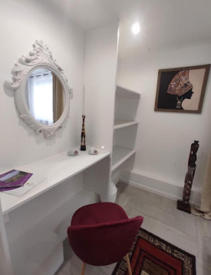Appartement 100M2, Independant Dans Notre Maison Garennes-sur-Eure Exteriör bild